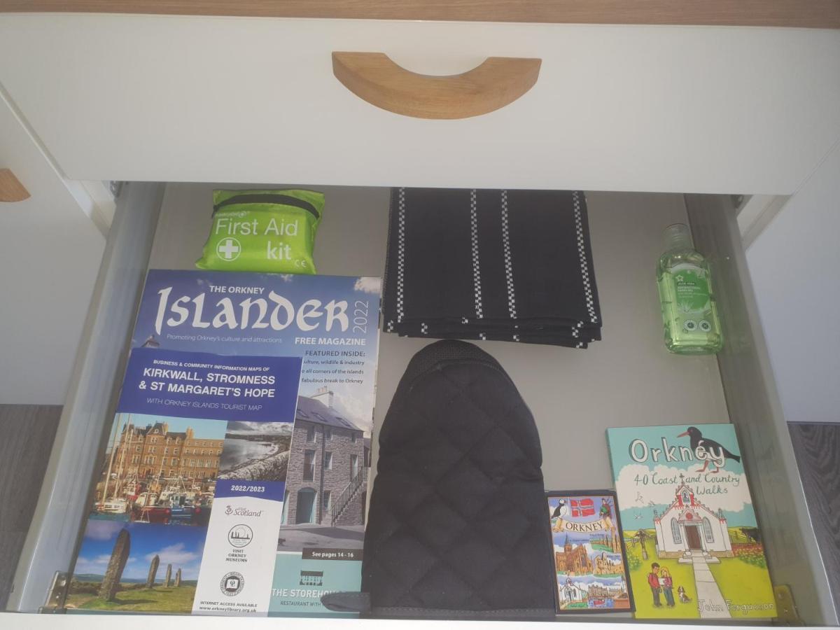 Self Catering. Maydene. Holm. Orkney, Scotland. Nether Button Екстериор снимка